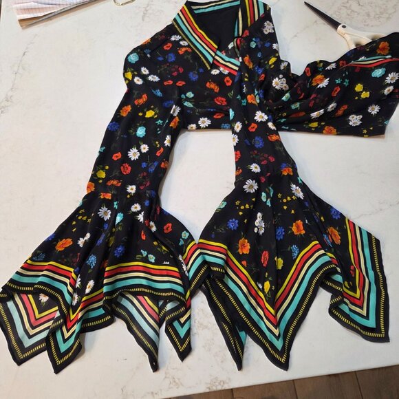 Alice + Olivia Randa Floral Bell Sleeve Blouse Top Medium Maximalism Boho Fun - Picture 8 of 12